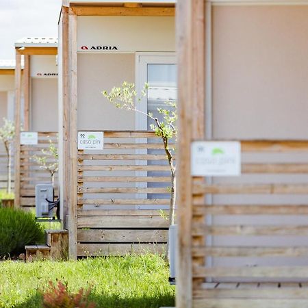 Premium Mobile Homes Istria - Camping Lanterna Porec - Luxury Mobilhome المظهر الخارجي الصورة