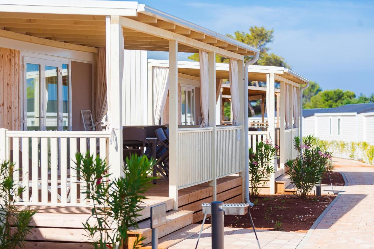 Premium Mobile Homes Istria - Camping Lanterna Porec - Luxury Mobilhome المظهر الخارجي الصورة