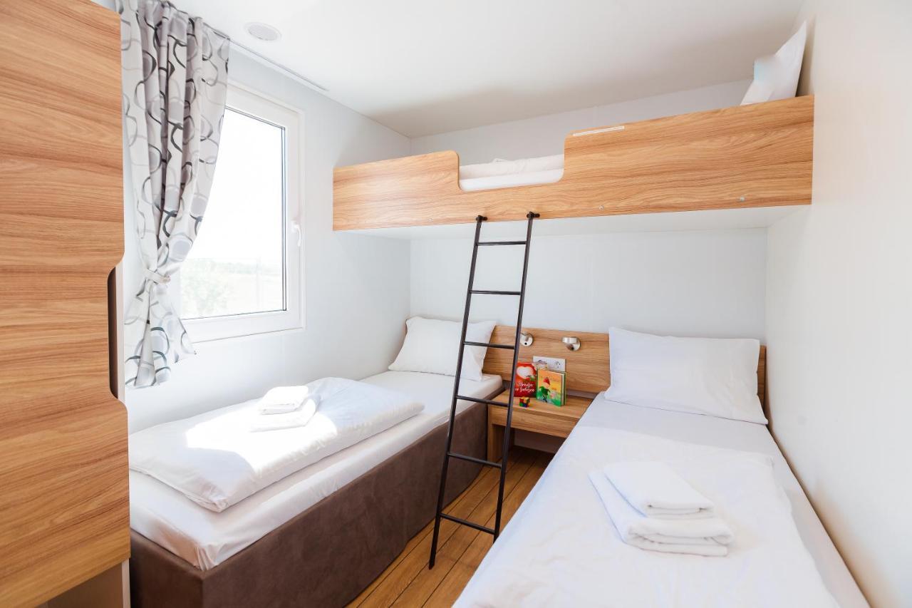 Premium Mobile Homes Istria - Camping Lanterna Porec - Luxury Mobilhome المظهر الخارجي الصورة