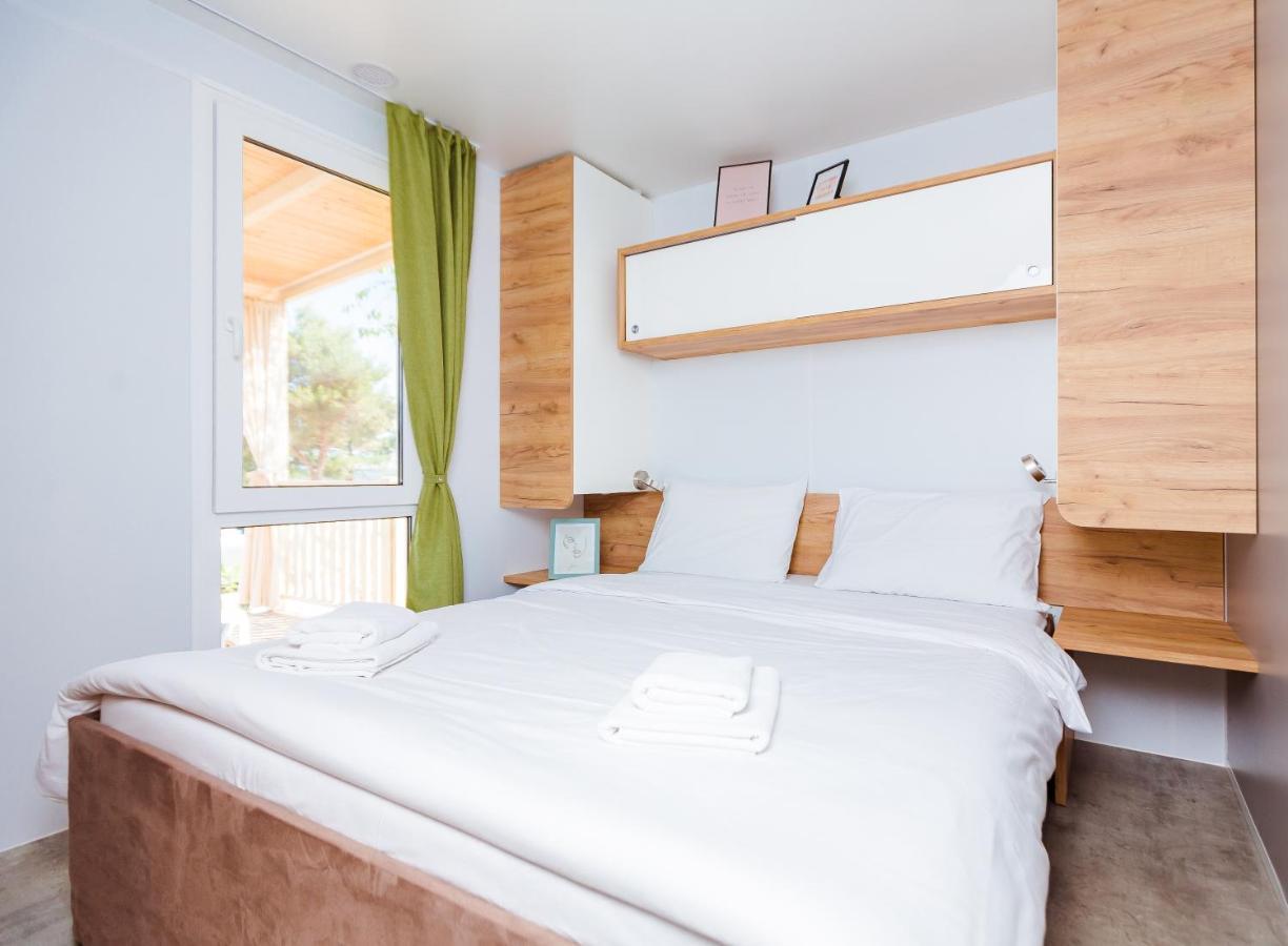 Premium Mobile Homes Istria - Camping Lanterna Porec - Luxury Mobilhome المظهر الخارجي الصورة