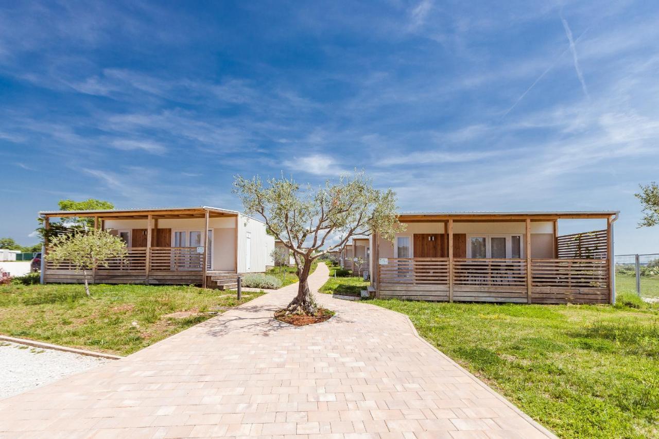Premium Mobile Homes Istria - Camping Lanterna Porec - Luxury Mobilhome المظهر الخارجي الصورة